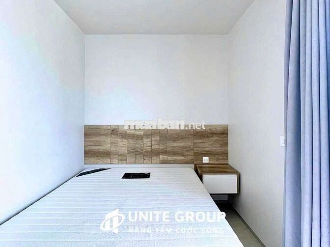 Căn hộ cao cấp 1 phòng ngủ ban công - Full nội thất - rộng 40m2