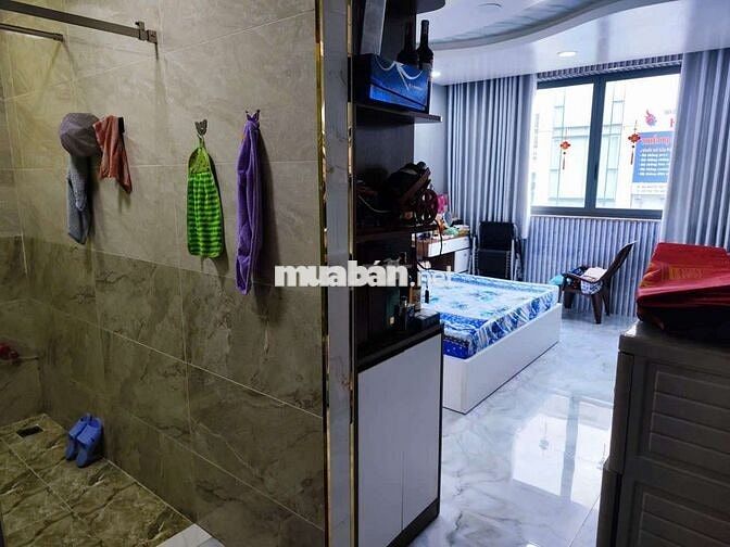 Bán nhà 6 lầu Mặt Tiền đường Nguyễn Trãi P11 Q5