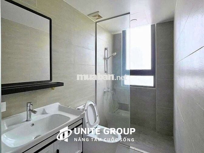 Căn hộ cao cấp 1 phòng ngủ ban công - Full nội thất - rộng 40m2