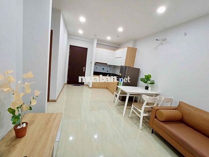 Chính chủ gửi cho thuê căn hộ 2pn, 2wc , Bcons Garden phạm hữu lầu