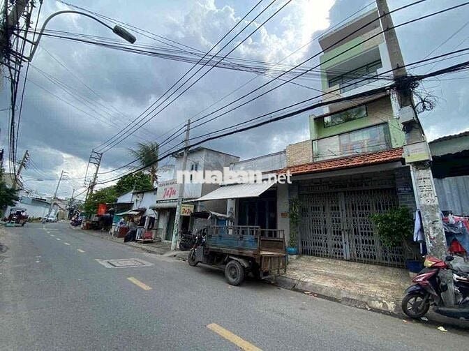 Bán nhà MT Bia Truyền Thống, Bình Tân 110m2 giá 10 tỷ cực rẻ