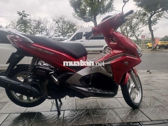 Xe máy Honda Air Blade đỏ 2017 đã dùng