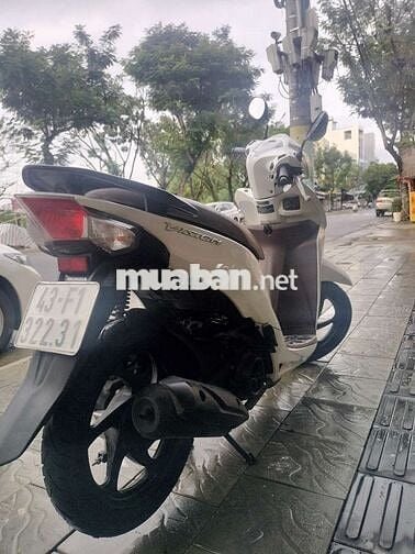 Cần bán Vision đk 2017