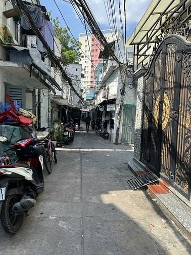  bán gấp nhà hẻm 141 Đường Tám Danh  P4Q8. Vị Trí hiếm có Nhà Bán 