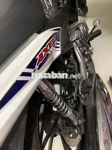 Xe côn tay Suzuki Axelo 2012, xanh trắng 90%