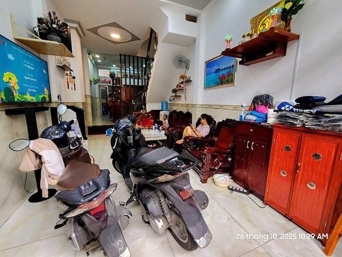  bán gấp nhà hẻm 141 Đường Tám Danh  P4Q8. Vị Trí hiếm có Nhà Bán 