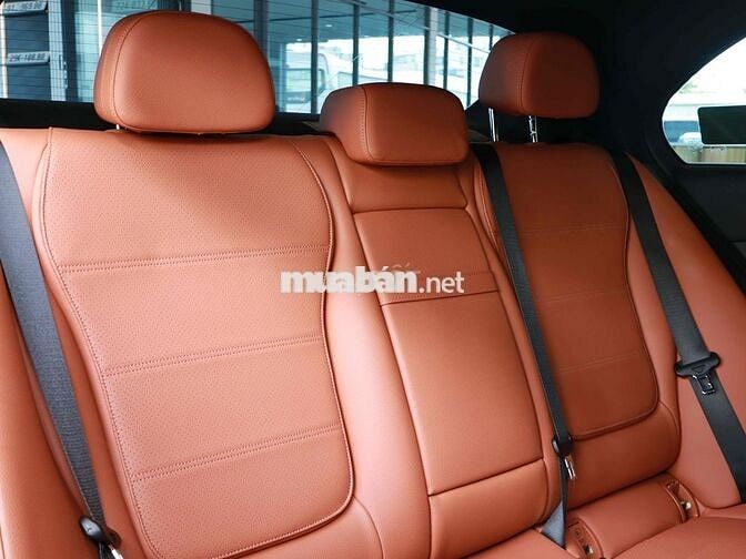 Mercedes C200 AVG 2022 đăng ký 2024