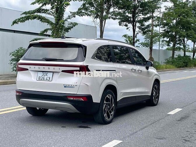 Custin 2024 bản 2.0T cao cấp