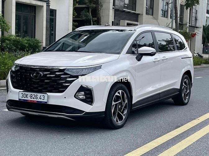 Custin 2024 bản 2.0T cao cấp