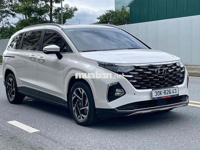 Custin 2024 bản 2.0T cao cấp