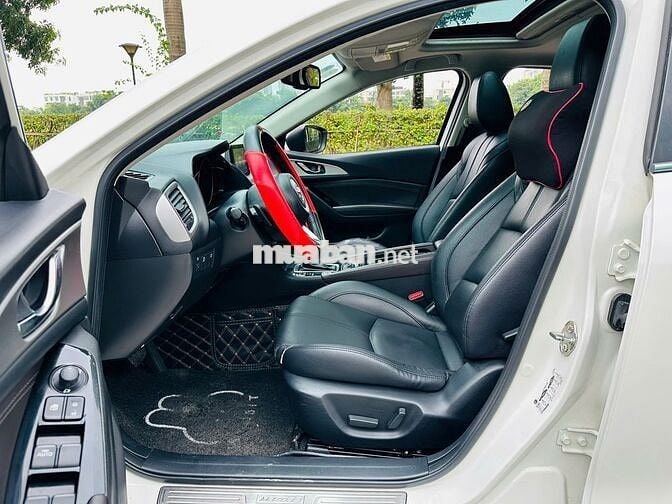 Mazda 3 2019 1.5L Luxury - 72000 km