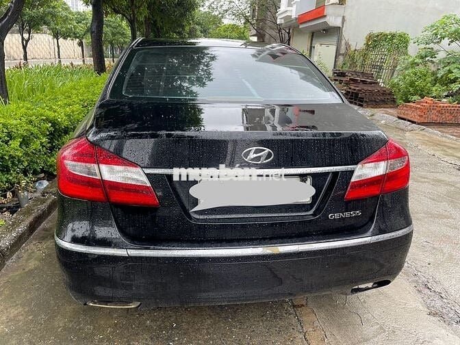 Hyundai Genesis 3.3 sedan 2012  -390 tr