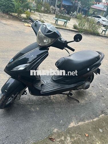 Mình thừa 1 xe máy piazo fly 125 nhập ý cần bán