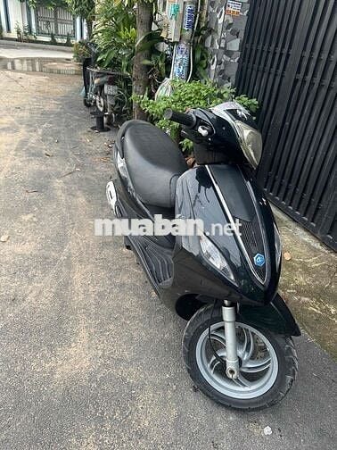 Mình thừa 1 xe máy piazo fly 125 nhập ý cần bán