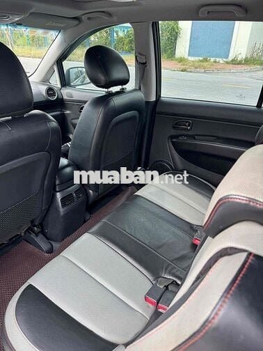 Kia Carens 2014 S 2.0 AT - 120000 km