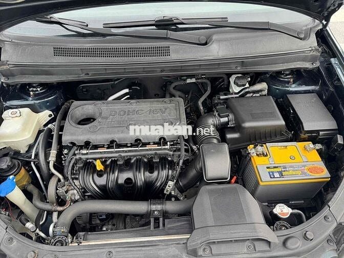 Kia Carens 2014 S 2.0 AT - 120000 km