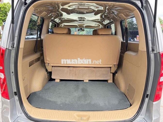 Bán xe Hyundai Grand Starex 9 chỗ số tự động 2017