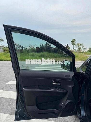 Kia Carens 2014 S 2.0 AT - 120000 km