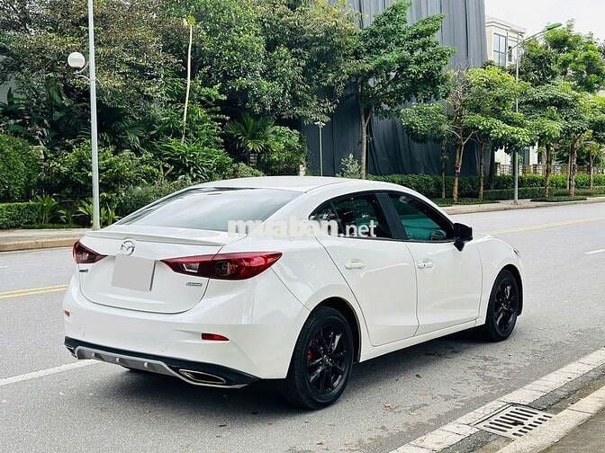 Mazda 3 2019 1.5L Luxury - 72000 km