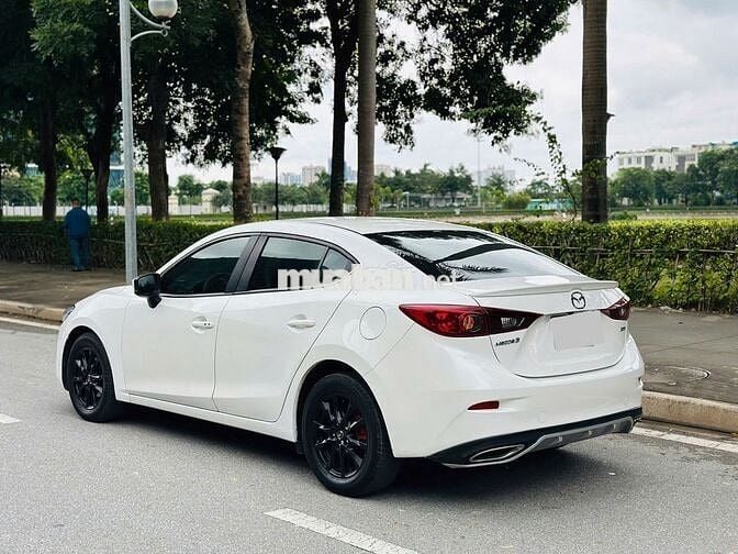 Mazda 3 2019 1.5L Luxury - 72000 km