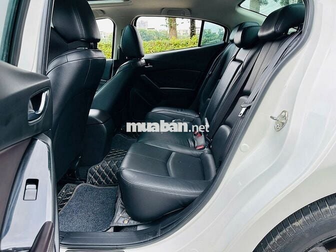 Mazda 3 2019 1.5L Luxury - 72000 km