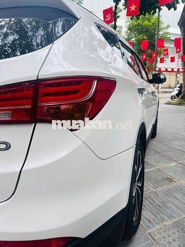 Hyundai Santa Fe 2015 2.4 AT 4 WD - 140000 km