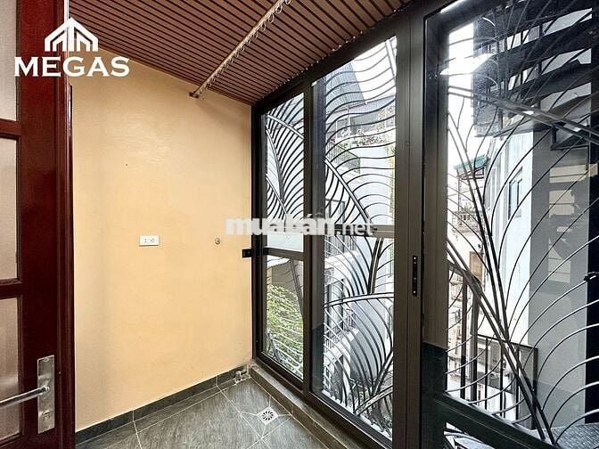 CHO THUÊ CĂN HỘ 1PN FULL NỘI THẤT BAN CÔNG NGAY  LINH LANG - BA ĐÌNH