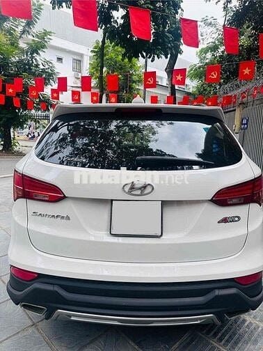 Hyundai Santa Fe 2015 2.4 AT 4 WD - 140000 km