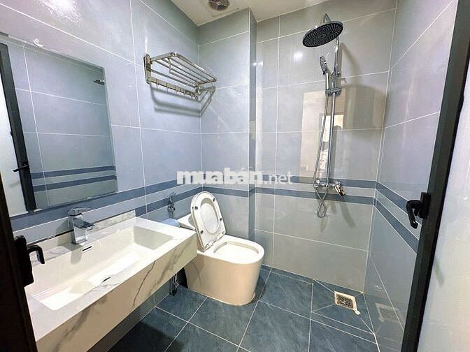 NHÀ MỚI TRUNG TÂM BA ĐÌNH - 35M2 - 6 TẦNG CÓ THANG MÁY - NỞ HẬU