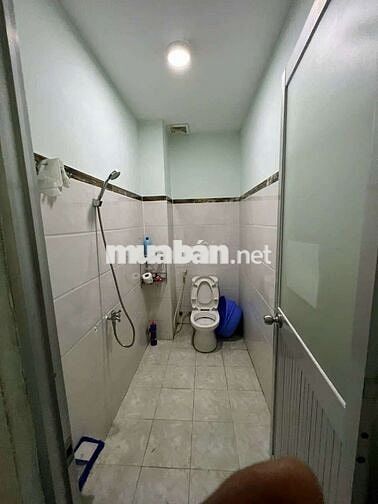 Cần bán gấp nhà P TTN Q12..DT 5 x20 .1 trệt 2 lầu 3PN 3WS hẻm xe hơi