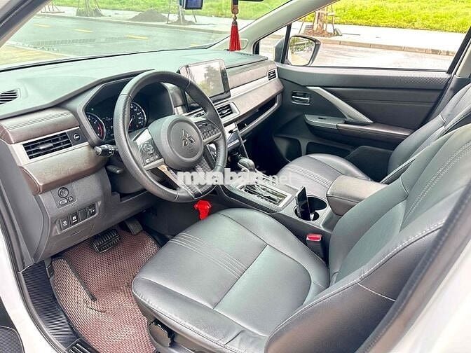 Xe 7 Chỗ Xpander 1.5 sx 2013 AT Premium