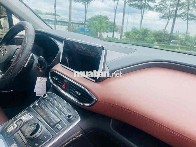 Hyundai Santafe 2024 2.2 tiêu chuẩn 2,3 vạn km!