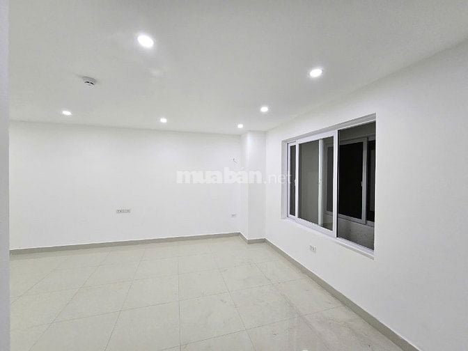 Cho thuê làm văn phòng 1 sàn tại toà nhà 89 Ngô Gia Tự, P. Việt Hưng