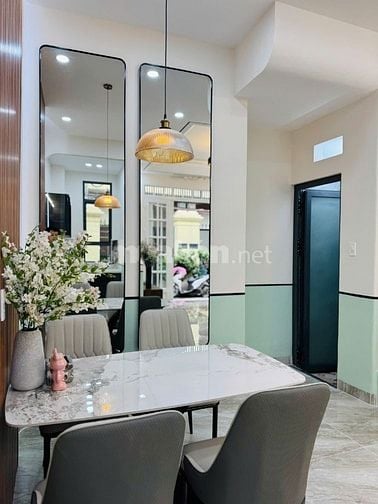 6,4 Tỷ Nhà đẹp 3 tầng đúc btct 3PN khu vip P3Q8 Sổ Hồng Riêng