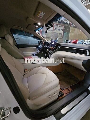 Toyota Camry 2023 2.0G - 19400 km