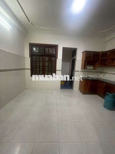 Cho thuê nhà 5,5×20 Cộng Hòa- Hầm 2 Lầu ST giá 28tr