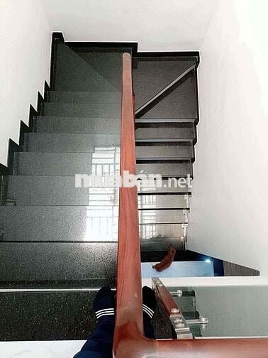 Khu VIP Đường số 10 - Nhà 1 trệt 2 lầu siêu đẹp – xe hơi đậu tận cửa –