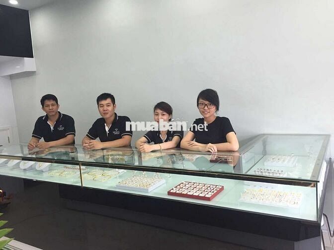 MT CÁCH MẠNG THÁNG TÁM, P4, QUẬN TÂN BÌNH