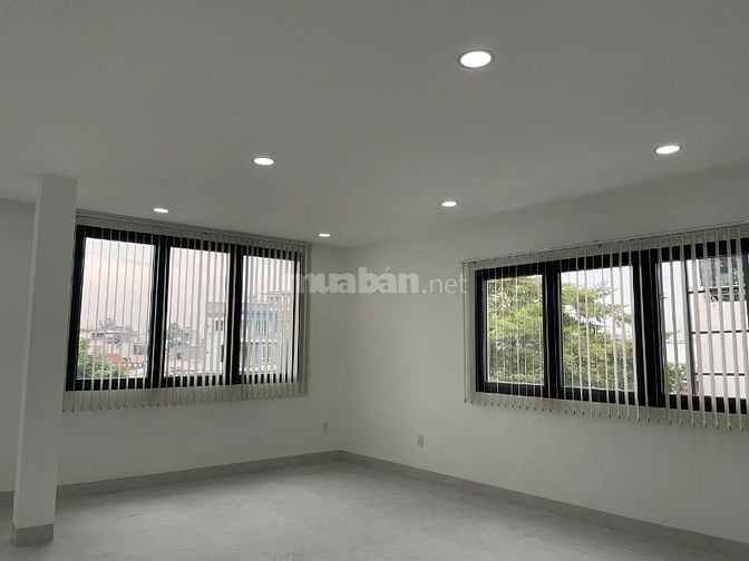 Bán nhà mặt tiền 550m², Đường Trường Chinh, P.Đông Hưng Thuận 