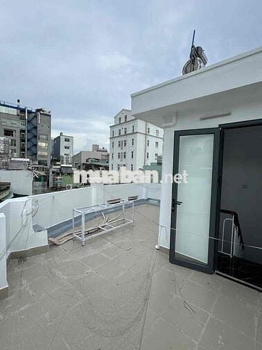 BÁN NHÀ NỞ HẬU HOÀNG DIỆU F10 PHÚ NHUẬN