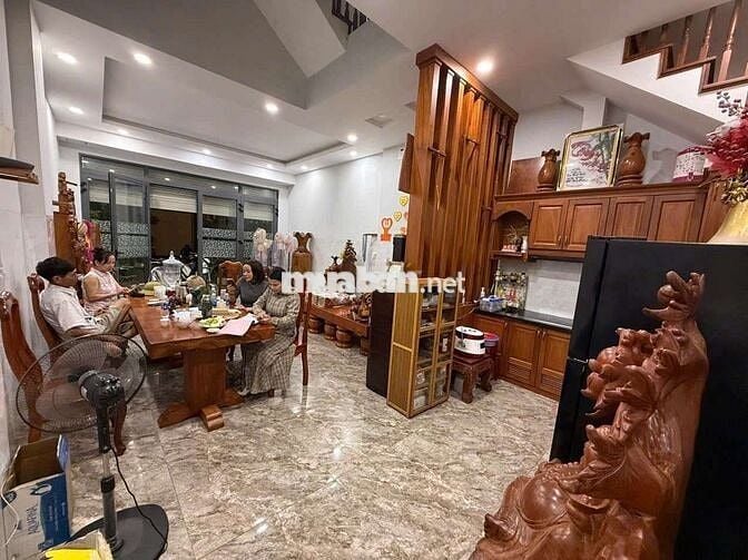 Nhà phố kdc Phú Hồng Thịnh gần làng đại học quốc gia và BigC Go Dĩ An