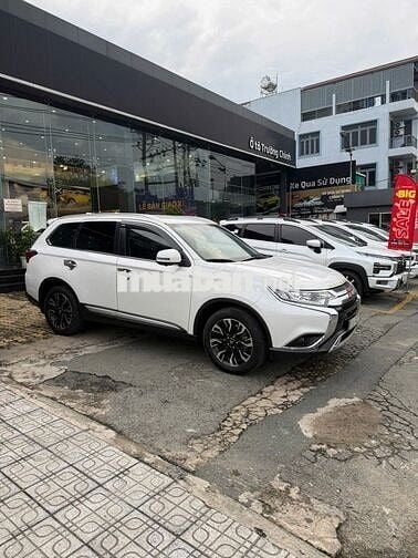 Mitsubishi Outlander 2020 2.0 CVT - 96300 km