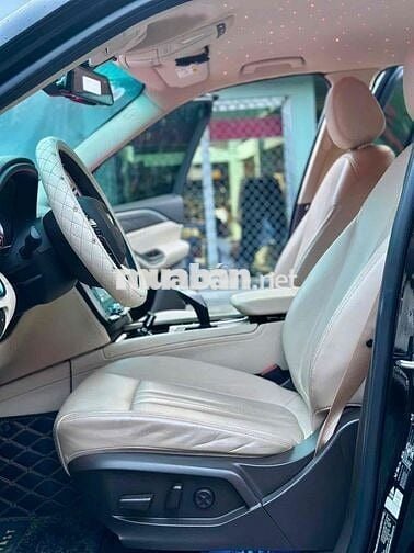 Vinfast Lux SA 2.0 Sx 2022. Odo 50.000km