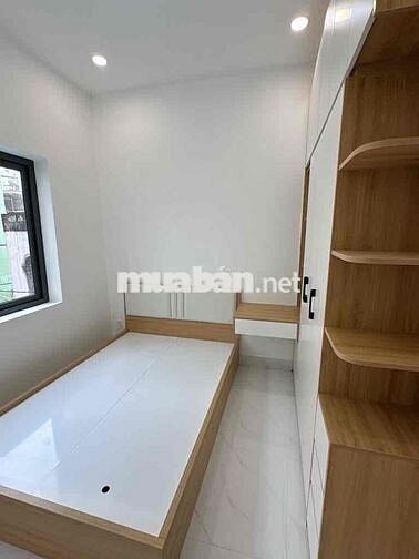 BÁN NHÀ NỞ HẬU HOÀNG DIỆU F10 PHÚ NHUẬN