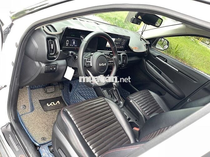 Kia Sonet 2022 Premium 1.5 AT - 53000 km