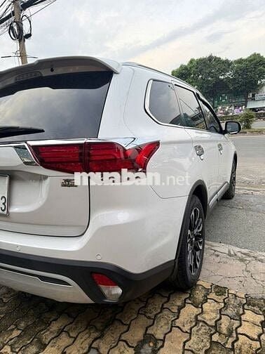 Mitsubishi Outlander 2020 2.0 CVT - 96300 km