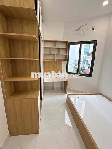 BÁN NHÀ NỞ HẬU HOÀNG DIỆU F10 PHÚ NHUẬN