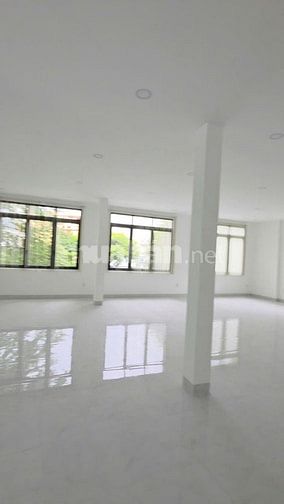 Bán nhà mặt tiền 550m², Đường Trường Chinh, P.Đông Hưng Thuận 