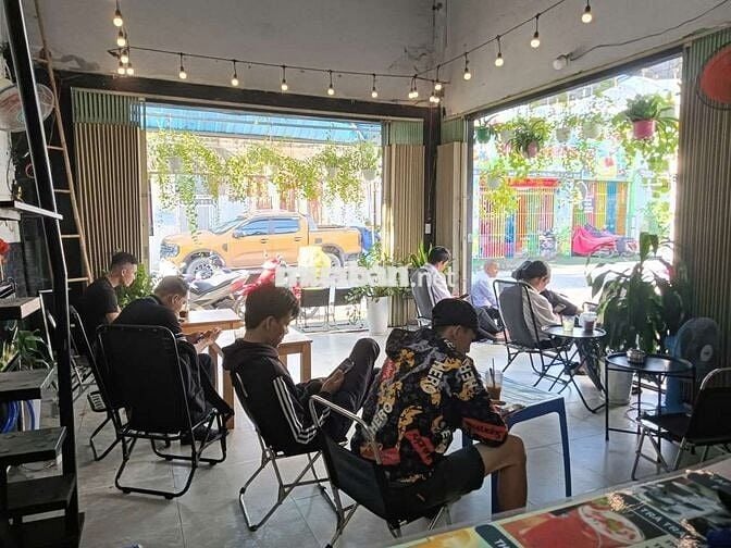 Cần sang quán cafe góc 2 mtkd giá 55t q bình hưng hòa q bình tân