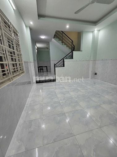 Nhà góc 2 mặt tiền đường 8m, không bị lộ giới Lê Văn Lương NHà Bè